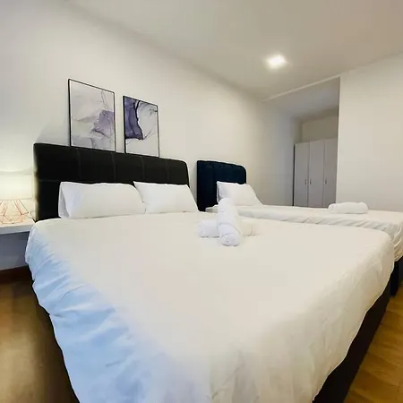 Eko Cheras Duplex By Deurban